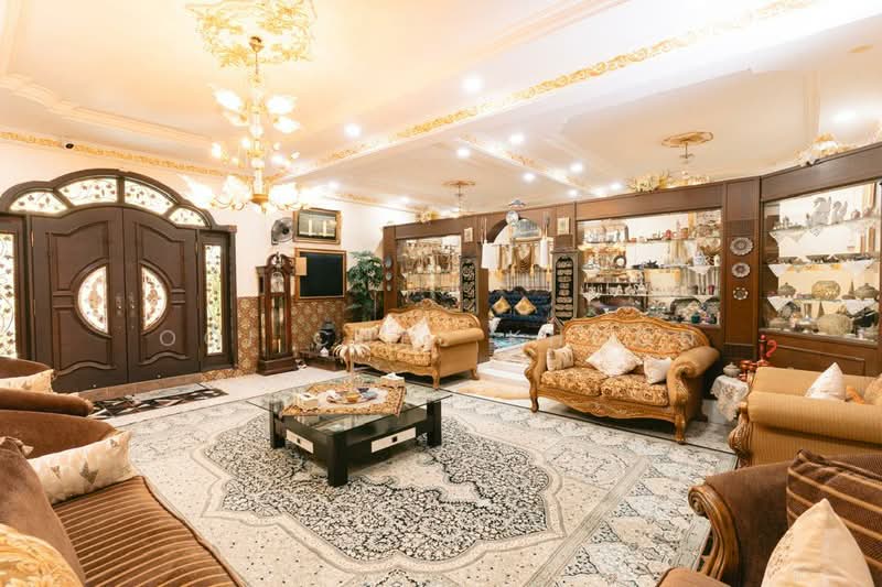 Living Lounge