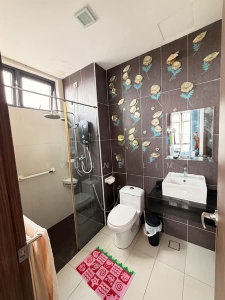 Service Residence for Sale at D'Secret Garden (Pangsapuri Kempas Indah) - Yvonne Lim - Bathroom - PropertyGuru.com.my