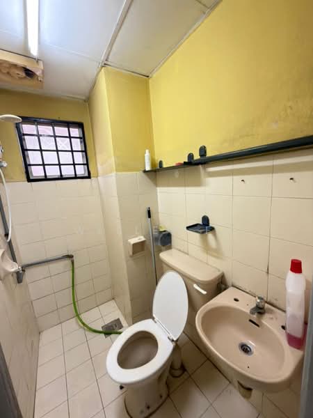 Kondominium untuk Disewa di Forest Green - Wesley Fu - Bathroom - PropertyGuru.com.my