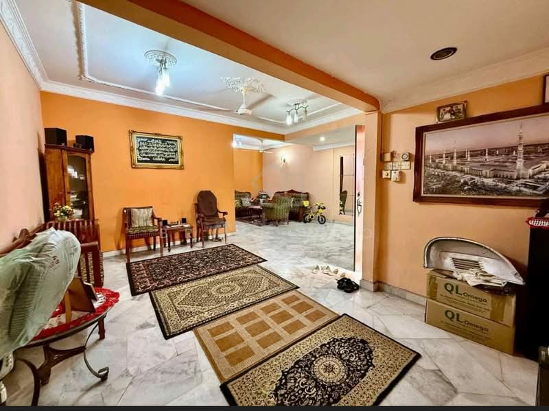 2-storey Terraced House for Sale in Usj 11 (Subang Jaya) - Bryan Cho - Living Room - PropertyGuru.com.my