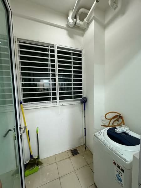 Servis Apartment untuk Dijual di Desa Green - Hanson Lau - Balcony - PropertyGuru.com.my
