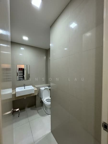 Servis Apartment untuk Dijual di Desa Green - Hanson Lau - Bathroom - PropertyGuru.com.my