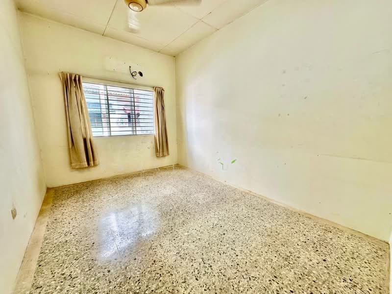 Terraced House for Sale in Taman Bayu Perdana (Klang) - Basri Munir - PropertyGuru.com.my
