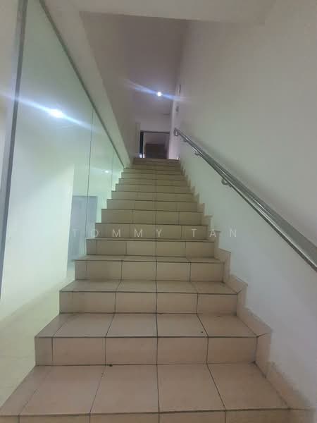 Rumah Teres 2.5 Tingkat untuk Dijual di Seri Kembangan (Selangor) - Tommy Tan - Corridor - PropertyGuru.com.my