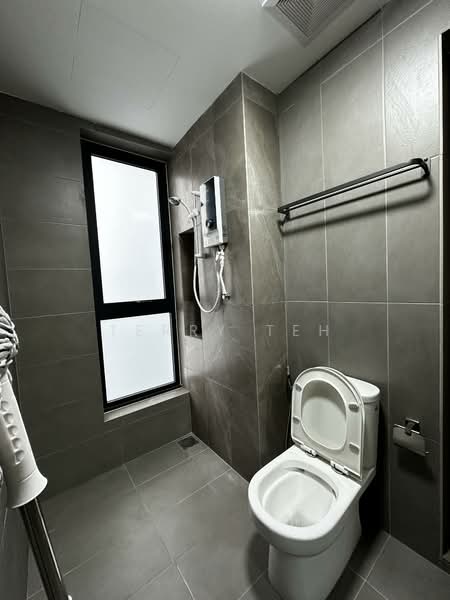 Servis Apartment untuk Disewa di Mossaz @ Empire City - Terry Teh - Bathroom - PropertyGuru.com.my