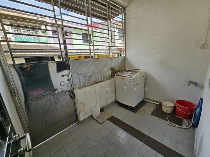 Rumah Teres 2 Tingkat untuk Dijual di Taman Johor Jaya (Johor Bahru) - Winson Tan - PropertyGuru.com.my
