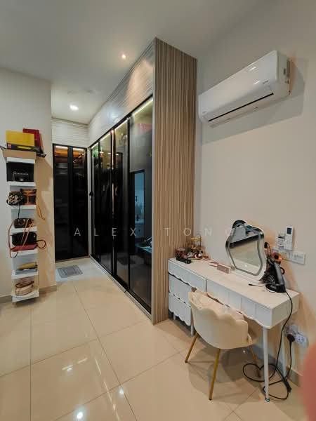 For Rent - Rimbayu Perennia