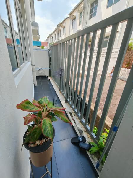 For Rent - Rimbayu Perennia
