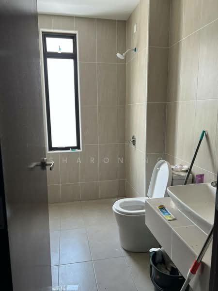 Rumah Teres 2 Tingkat untuk Dijual di Iskandar Puteri (Nusajaya) (Johor) - Sharon Ng - Bathroom - PropertyGuru.com.my