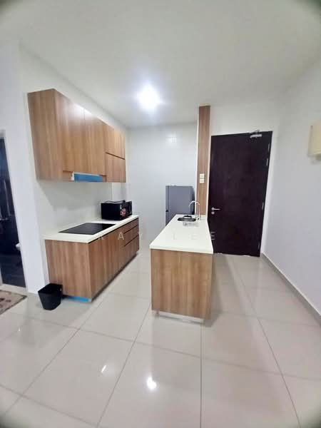 Servis Apartment untuk Disewa di Pacific Star - Ray Lee - Kitchen - PropertyGuru.com.my