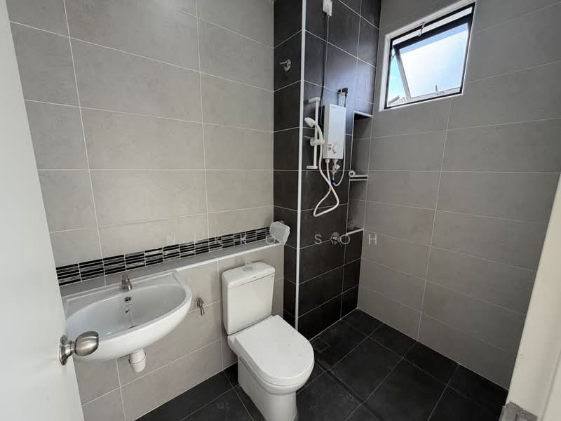 Terraced House for Rent in Taman Desa Tebrau (Tebrau) - Nikko Soh - Bathroom - PropertyGuru.com.my