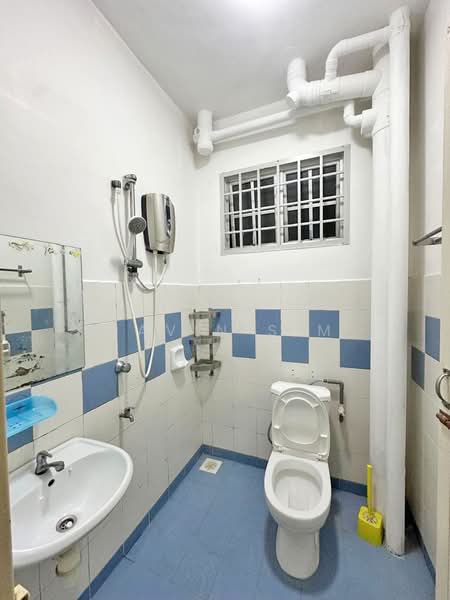 Pangsapuri untuk Dijual di Impian Senibong Residences - Cavin Sim - Bathroom - PropertyGuru.com.my