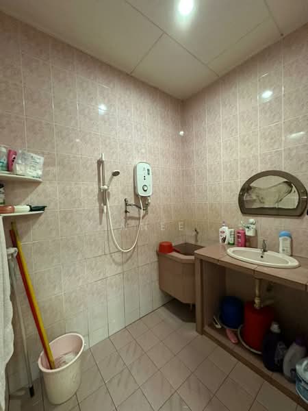 Rumah Teres 1 Tingkat untuk Dijual di Mount Erskine (Tanjung Tokong) - Xinnee . - Bathroom - PropertyGuru.com.my