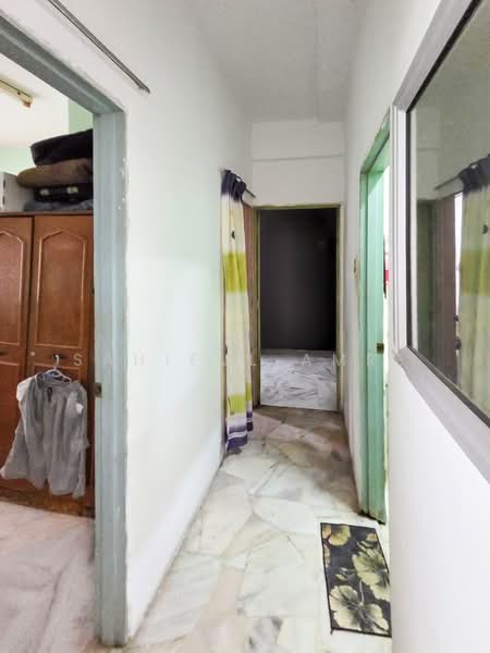 Pangsapuri untuk Dijual di City Height - Sahiful Amre - Corridor - PropertyGuru.com.my