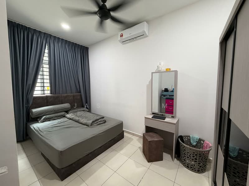 2-storey Terraced House for Sale in Bandar Seri Alam (Masai) - Jason Sim - Bedroom - PropertyGuru.com.my