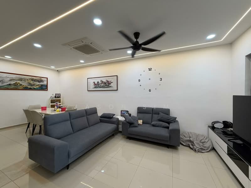 2-storey Terraced House for Sale in Bandar Seri Alam (Masai) - Jason Sim - Living Room - PropertyGuru.com.my