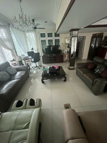 Rumah Banglo untuk Dijual di Taman Stulang Laut (Johor Bahru) - Ivy Low - Living Room - PropertyGuru.com.my