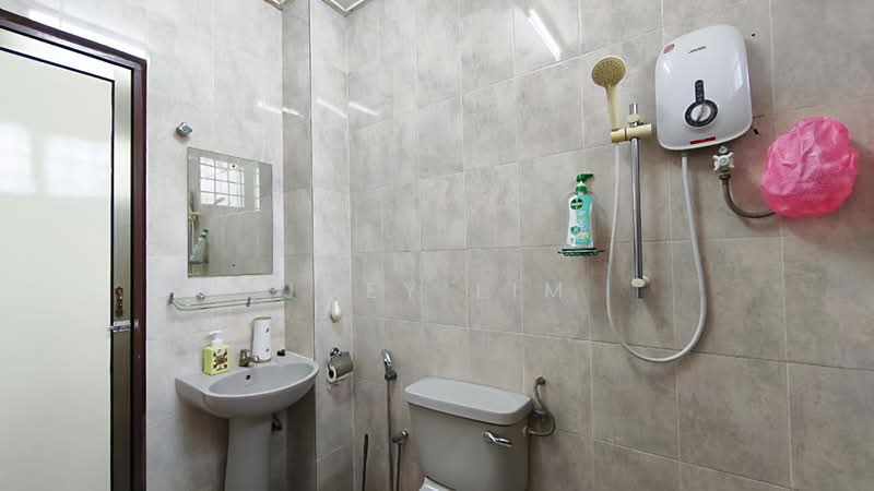 2-storey Terraced House for Sale in Bangsar (Kuala Lumpur) - Joey Lim - Bathroom - PropertyGuru.com.my