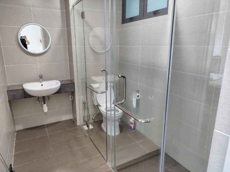 Kediaman Servis untuk Dijual di Pacific Star (Service Residence) - David Lim - Bathroom - PropertyGuru.com.my