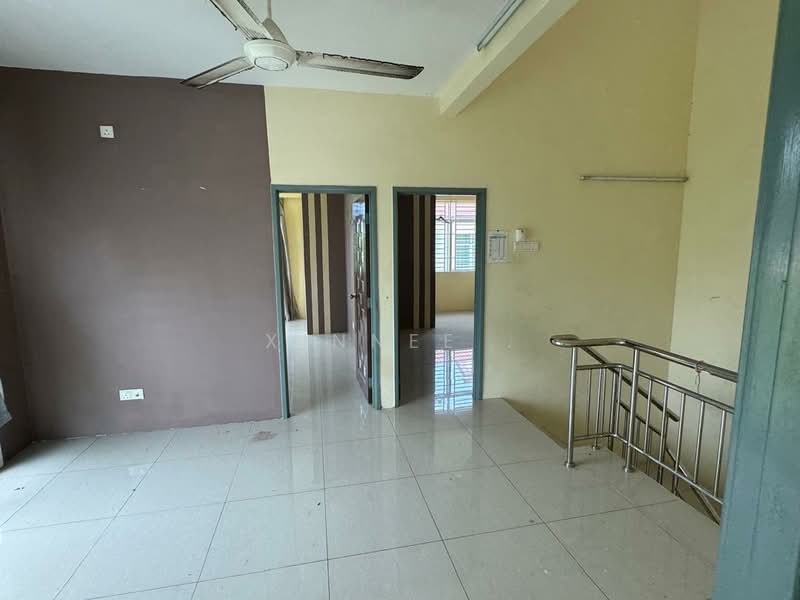 Rumah Teres 2 Tingkat untuk Dijual di Permatang Damar Laut (Batu Maung) - Xinnee . - Interior - PropertyGuru.com.my