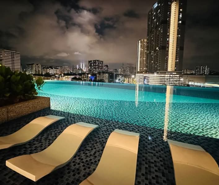 Kondominium untuk Dijual di MiNest Residence - Amy Sachdev - Pool - PropertyGuru.com.my