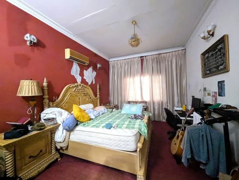 Bungalow for Sale in Seksyen 22 (Petaling Jaya) - Noor Hidayah Mohamad Noor - Bedroom - PropertyGuru.com.my