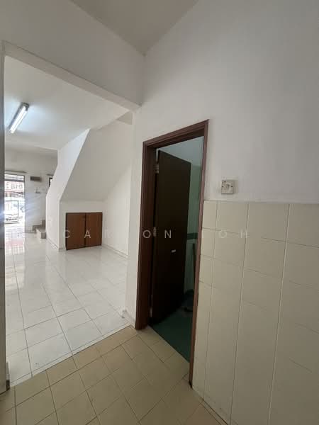 Rumah Teres 2 Tingkat untuk Dijual di Segambut (Kuala Lumpur) - Carson Loh - Entrance - PropertyGuru.com.my