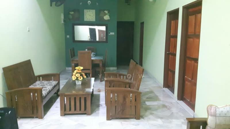 2-storey Terraced House for Rent in Taman Suria (Johor Bahru) - Ivy Low - Living Room - PropertyGuru.com.my