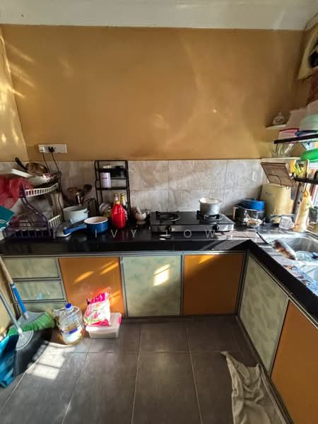2-storey Terraced House for Rent in Taman Suria (Johor Bahru) - Ivy Low - Kitchen - PropertyGuru.com.my