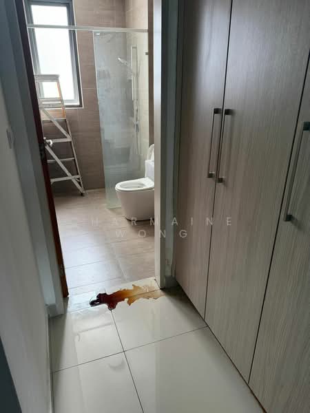 Servis Apartment untuk Disewa di Citizen @ Old Klang Road - Charmaine Wong - Bathroom - PropertyGuru.com.my