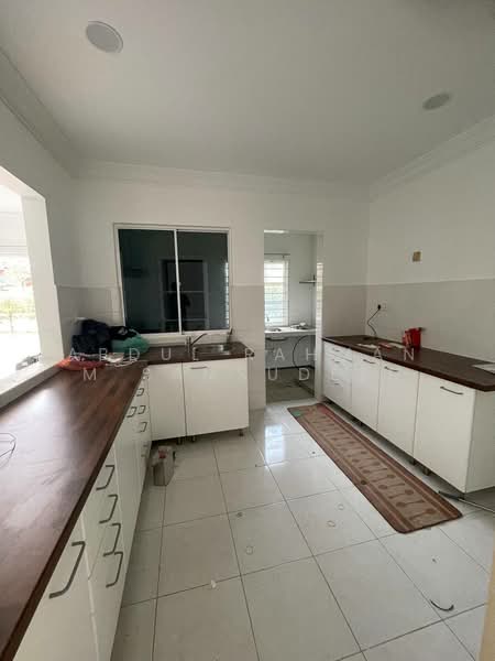 Rumah Teres 2 Tingkat untuk Disewa di Perdana Lakeview East (Cyberjaya) - Abdul Rahman M Samsudeen - Kitchen - PropertyGuru.com.my