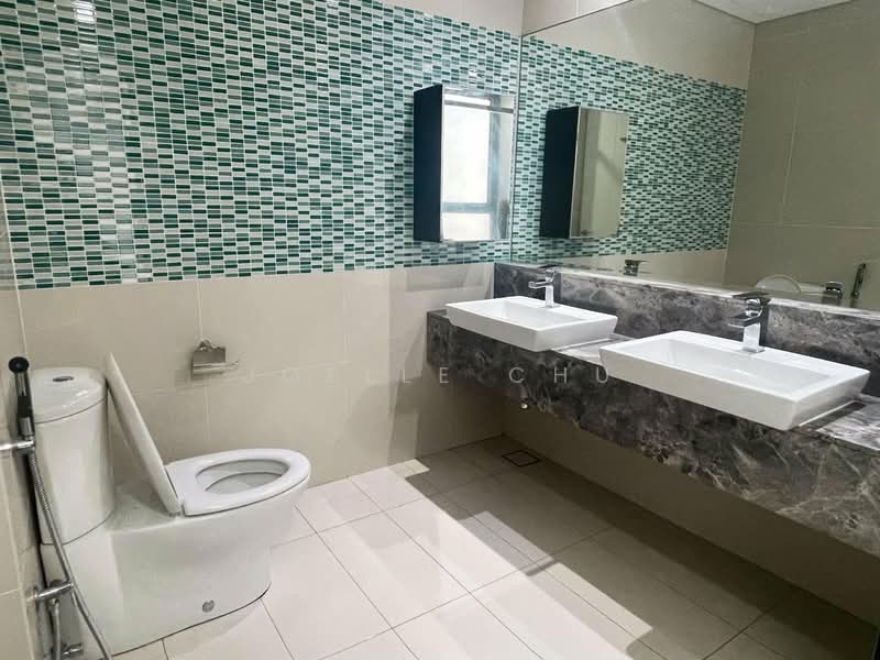 Kondominium untuk Dijual di The Westside Two - Joelle Chu - Bathroom - PropertyGuru.com.my