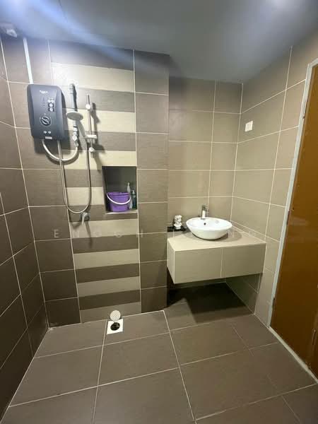 Servis Apartment untuk Disewa di G Residence - Enoch Liong - Bathroom - PropertyGuru.com.my