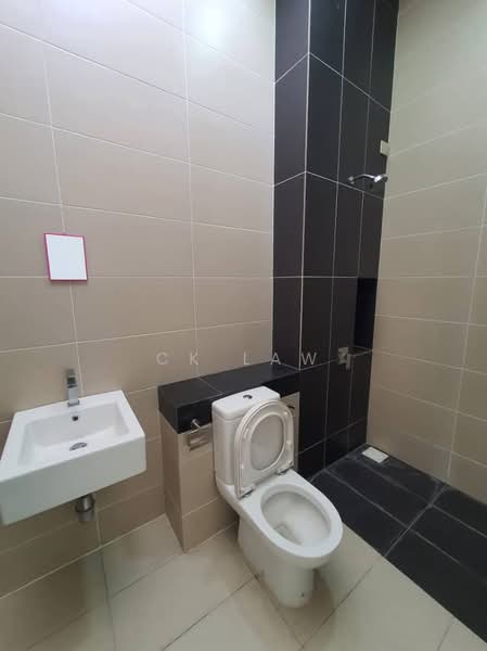 2-storey Terraced House for Rent in Eco Majestic (Semenyih) - CK Law - Bathroom - PropertyGuru.com.my