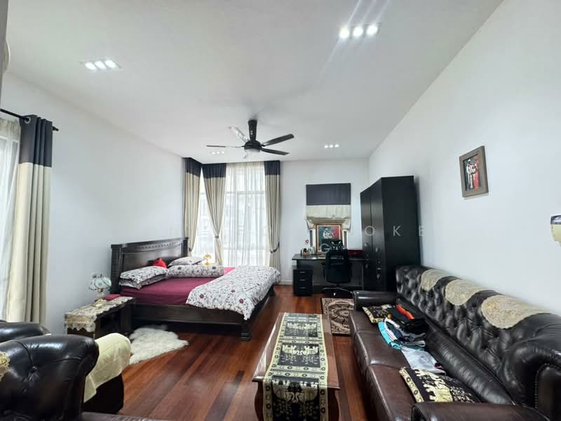 Semi-Detached House for Sale in Shah Alam (Selangor) - Veni Foo Yoke Fuang - Bedroom - PropertyGuru.com.my