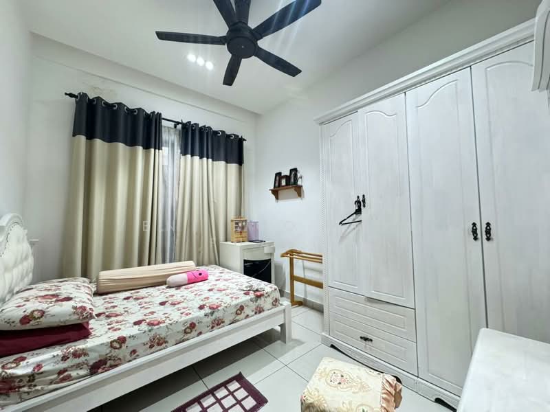 Semi-Detached House for Sale in Shah Alam (Selangor) - Veni Foo Yoke Fuang - Bedroom - PropertyGuru.com.my