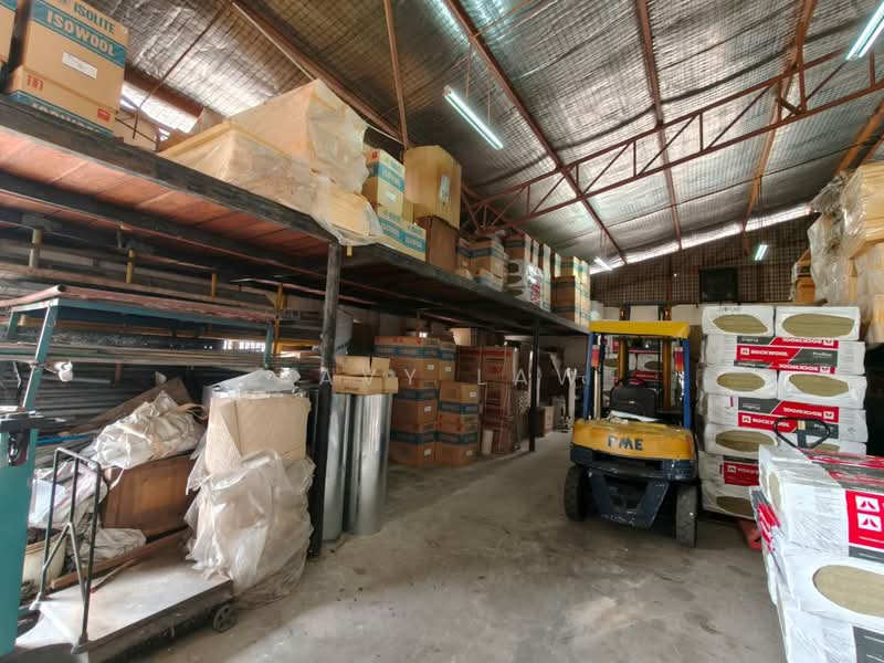 Semi-D Factory for Sale in Taman Johor (Tampoi) - Savy Law - Interior - PropertyGuru.com.my