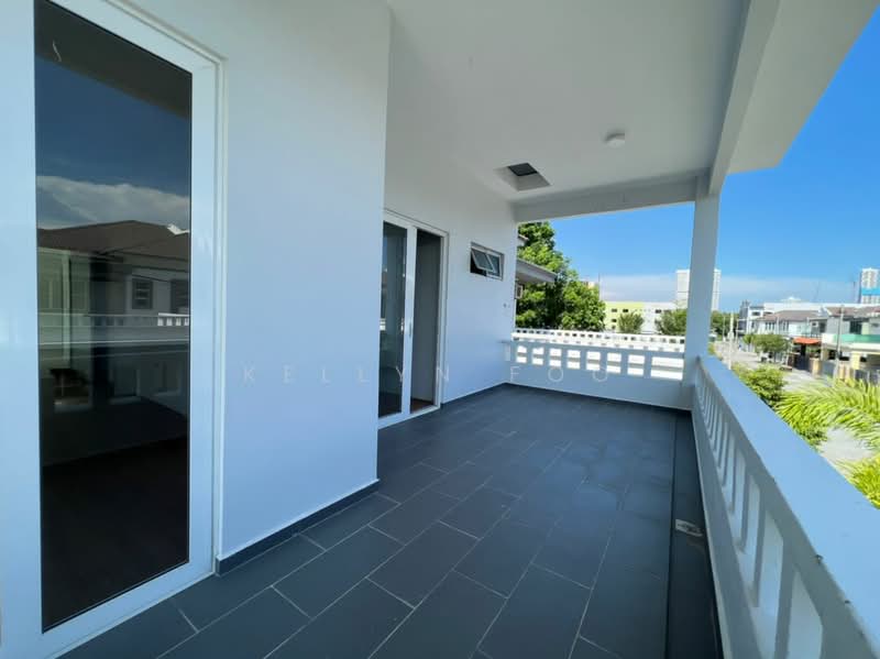 Semi-Detached House for Sale in Taman Limbongan Jaya (Klebang) - Kellyn Foo - PropertyGuru.com.my