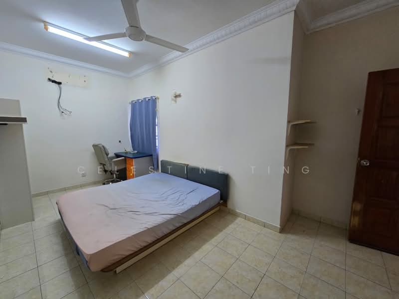 1-storey Terraced House for Sale in Taman Saga (Ampang) - Celestine Ting - Bedroom - PropertyGuru.com.my