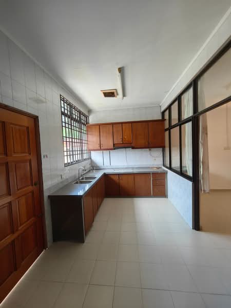 Rumah Teres 2 Tingkat untuk Dijual di Island Glades (Jelutong) - Xinnee . - Kitchen - PropertyGuru.com.my