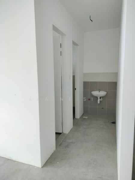 Factory for Rent in Taman Industri Jaya (Skudai) - Elaine Sim - Corridor - PropertyGuru.com.my