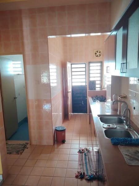 2-storey Terraced House for Sale in Setia Impian (Setia Alam) - Janie Lee - Kitchen - PropertyGuru.com.my