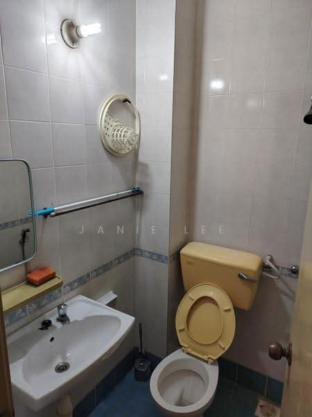2-storey Terraced House for Sale in Setia Impian (Setia Alam) - Janie Lee - Bathroom - PropertyGuru.com.my
