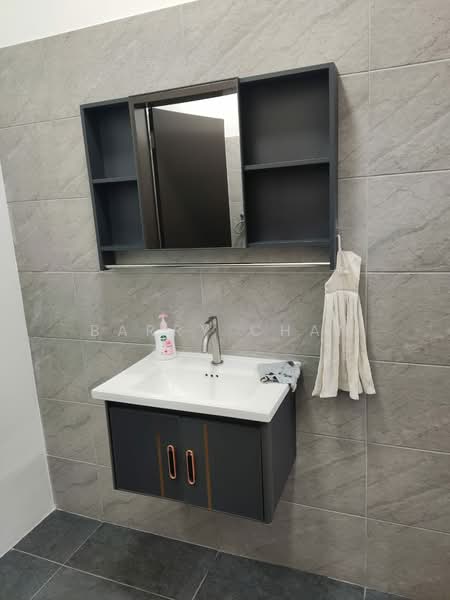 Shop / Office for Rent in Bandar Bukit Puchong 2 (Puchong) - BARRY CHAN - Bathroom - PropertyGuru.com.my