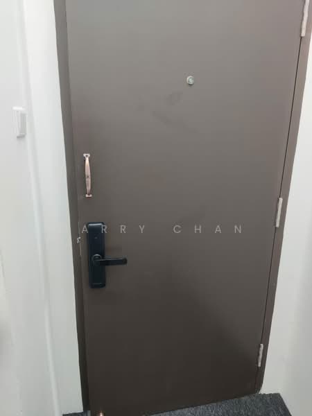 Shop / Office for Rent in Bandar Bukit Puchong 2 (Puchong) - BARRY CHAN - Entrance - PropertyGuru.com.my