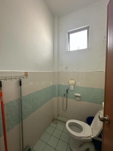 Office for Rent in Bukit Indah (Iskandar Puteri (Nusajaya)) - Nick Low - Bathroom - PropertyGuru.com.my