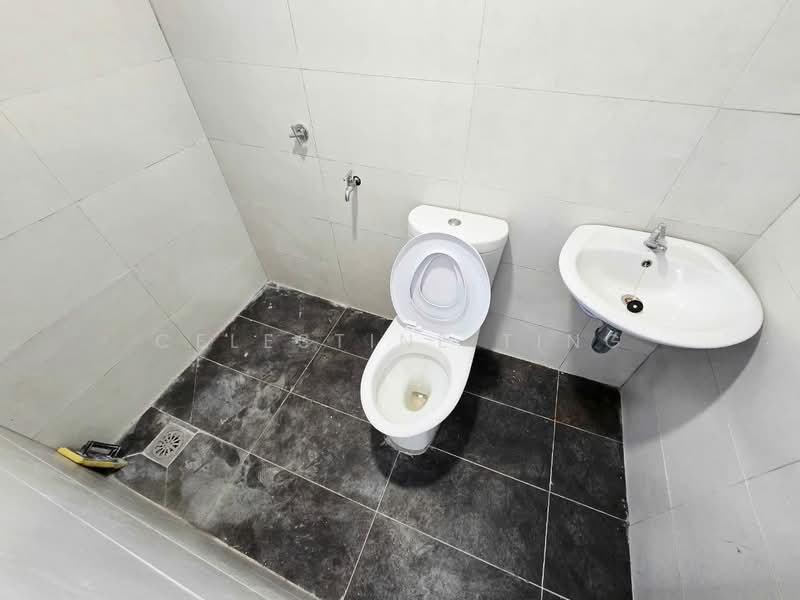 2-storey Terraced House for Sale in Taman Jasmin (Kajang) - Celestine Ting - Bathroom - PropertyGuru.com.my