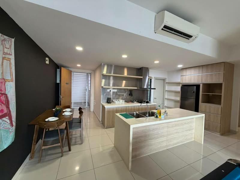 Service Residence for Rent at Southkey Mosaic - Jessy Koh - Kitchen - PropertyGuru.com.my