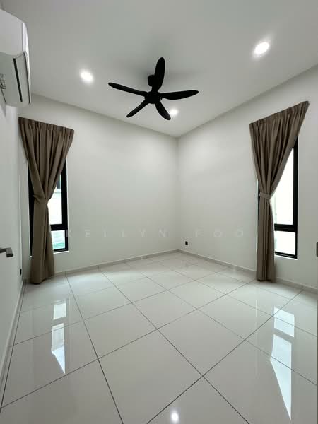 For Sale - SEAVIEW Freehold 8 Residence 2 storey Semi-D