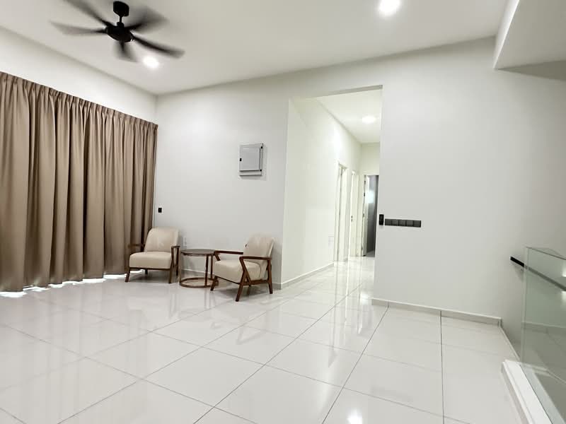 For Sale - SEAVIEW Freehold 8 Residence 2 storey Semi-D